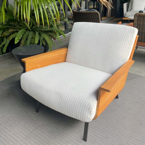 kogan armchair